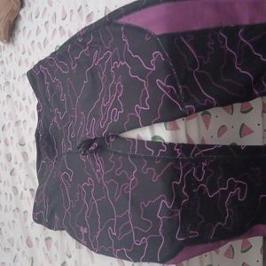 Pink and black under armor work out pants for kids